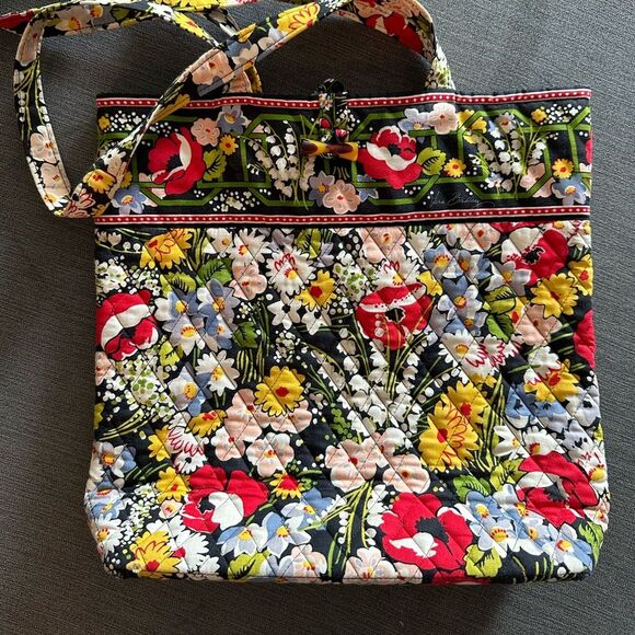 Vera Bradley poppy fields floral quilted tote bag - Picture 1 of 1